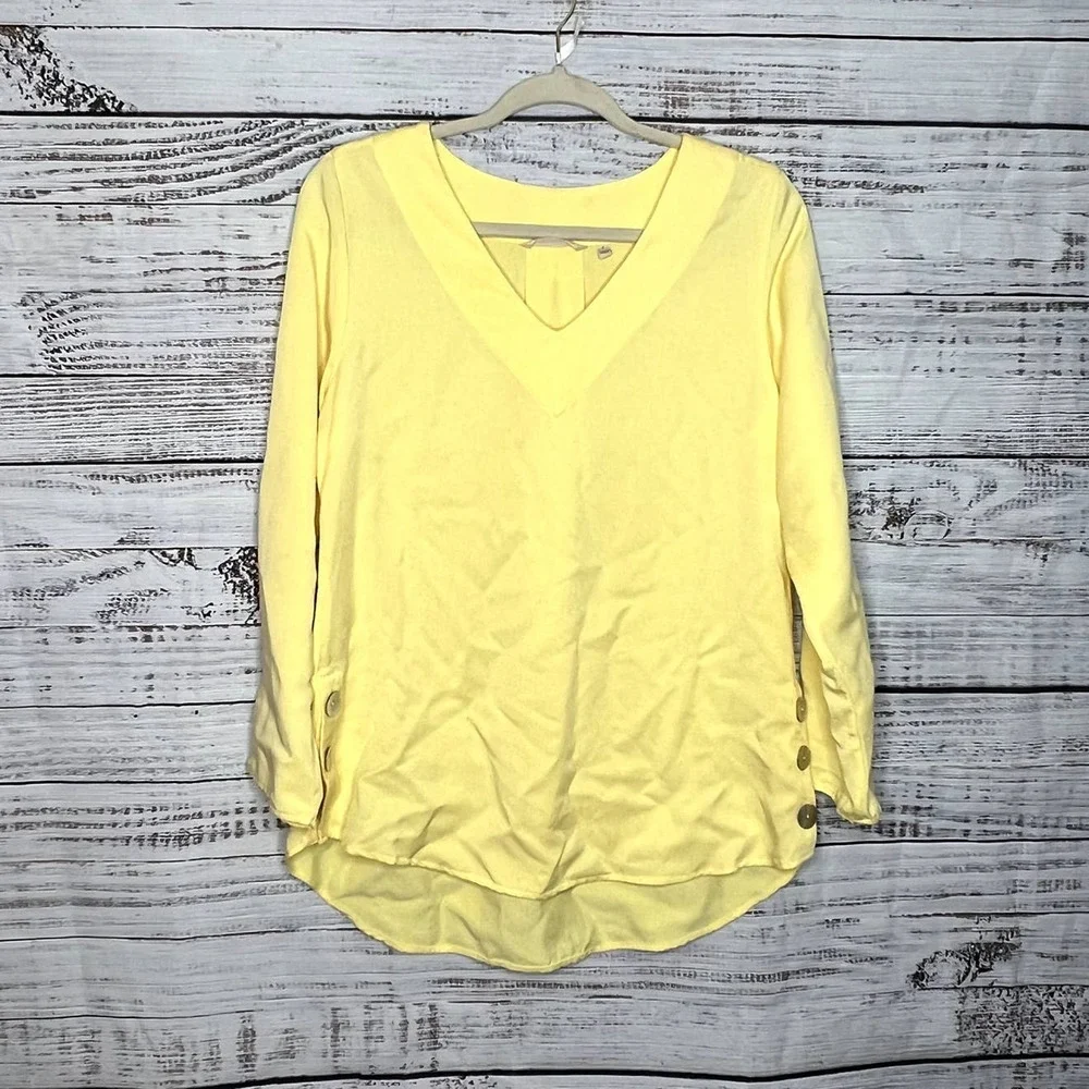 Soft Surroundings Fairmont Tunic Top Roll Tab Sleeve V-Neck Yellow Women's SM - Picture 2 of 4